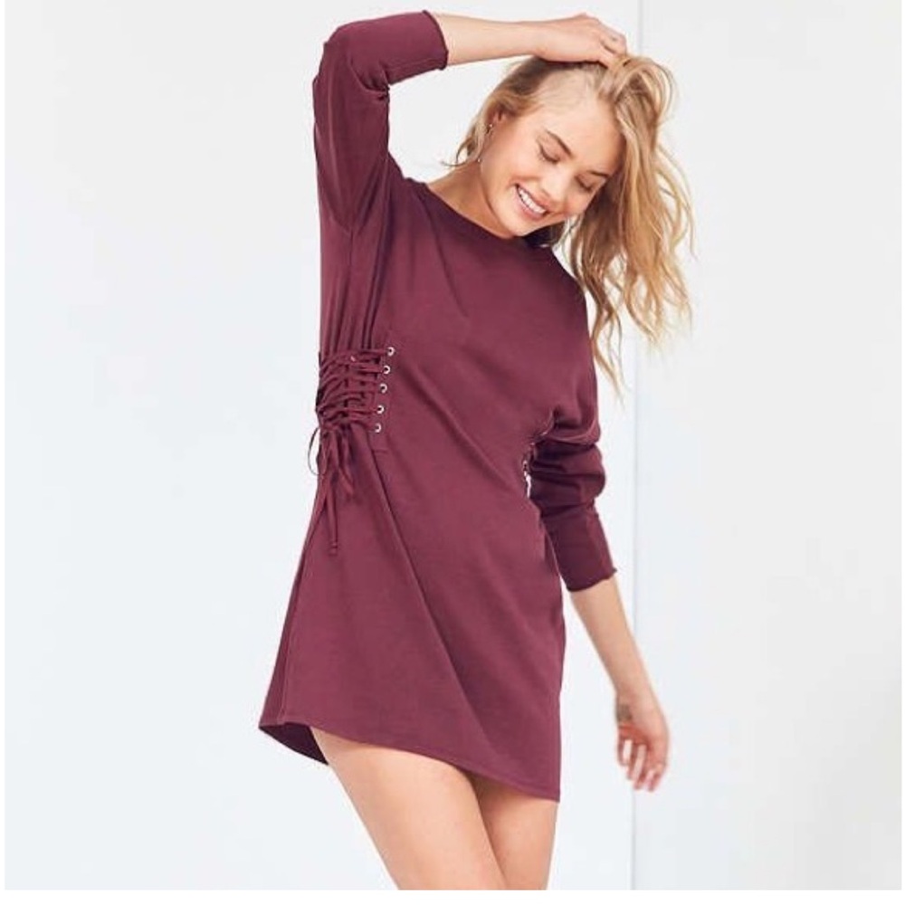 Silence + Noise Maroon LS Corseted Tied Waist LS Midi Dress‎ Size Small